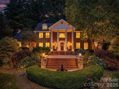 163 Northern Lights Ln, Hendersonville, NC, 28739-3029 | Card Image