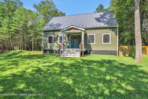 110 Brown Station Rd, Olivebridge, NY, 12461-5712 | Card Image
