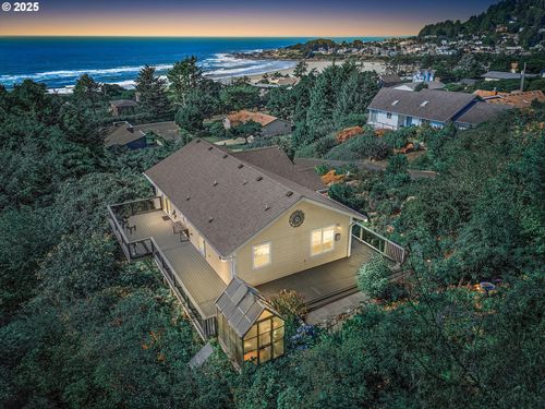 350 Hill Ct, Yachats, OR, 97498-9706 | Card Image
