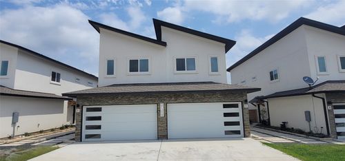b-21208 Portsmouth Cv, Lago Vista, TX, 78645-2246 | Card Image