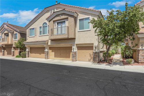 1590 Rusty Ridge Ln, Henderson, NV, 89002-9388 | Card Image