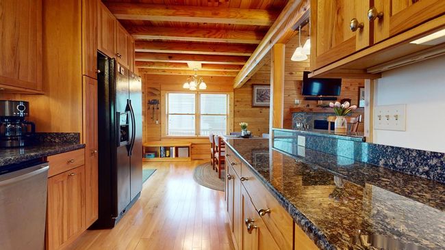 154 Windermere Way, House other with 4 bedrooms, 4 bathrooms and 2 parking in Fancy Gap VA | Image 10