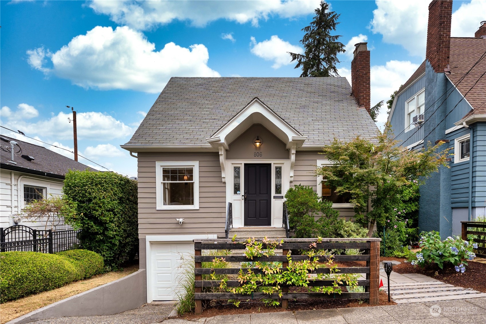 Mcgraw St, Seattle, WA 98119