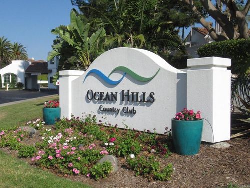 4052 Aeolia Way, Oceanside, CA, 92056-5142 | Card Image