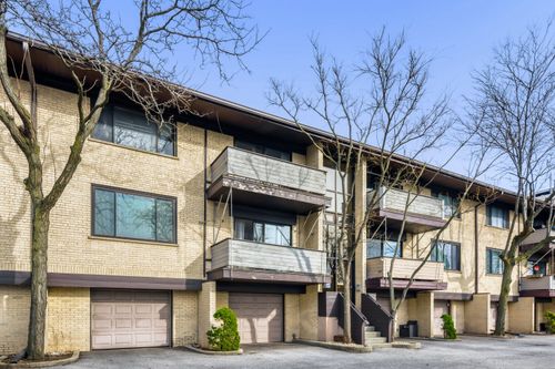 b-1710 Dempster St, Park Ridge, IL, 60068-1082 | Card Image