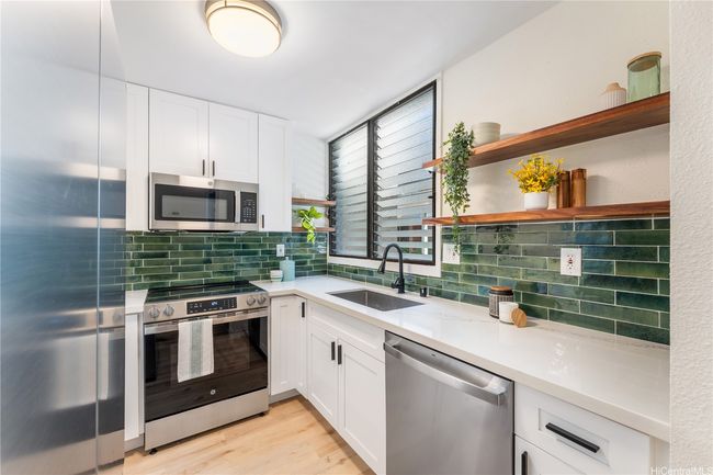 APT-214 - 333 Aoloa St, Condo with 2 bedrooms, 2 bathrooms and 2 parking in Kailua HI | Image 6