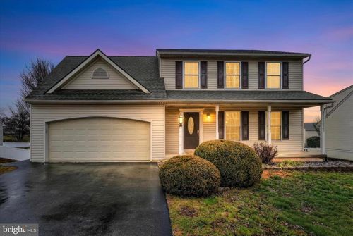 155 Austin Dr, MOUNT WOLF, PA, 17347-9101 | Card Image