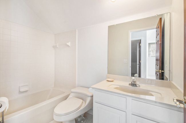 4592 Glen Eagles Dr, Condo with 4 bedrooms, 4 bathrooms and null parking in Brighton MI | Image 26