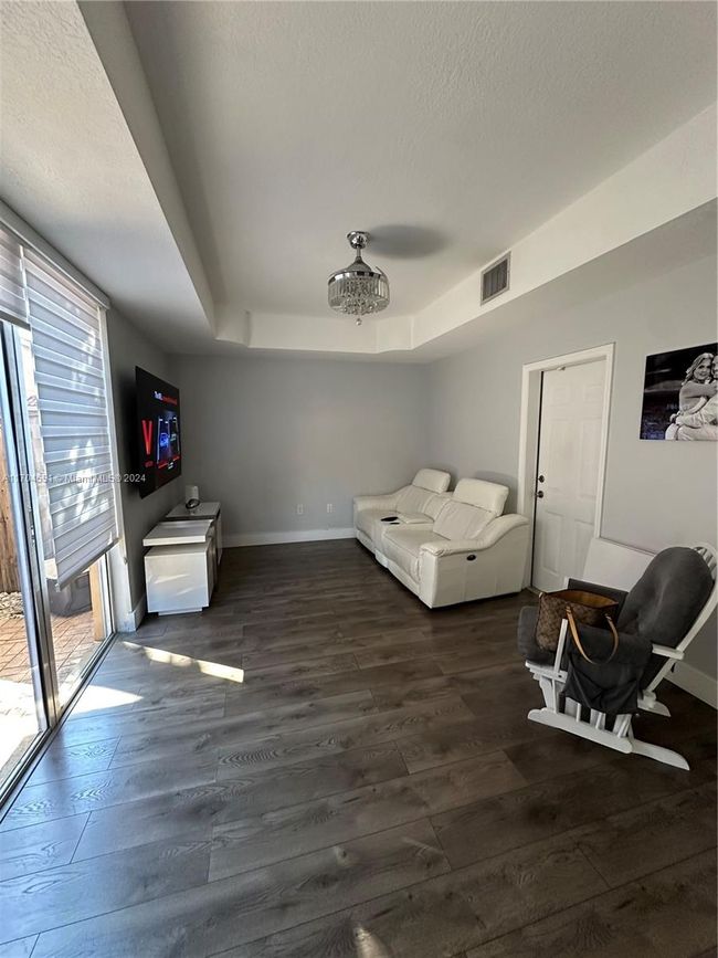 APT-1601 - 8520 Nw 139 Th Ter, Townhouse with 3 bedrooms, 3 bathrooms and null parking in MIAMI LAKES FL | Image 7