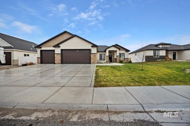 1500 N Birch St, House other with 4 bedrooms, 3 bathrooms and 3 parking in Jerome ID | Image 4