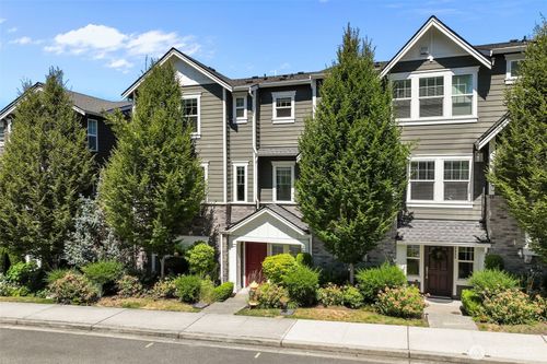 23930 Se 45th Place, Sammamish, WA, 98029 | Card Image