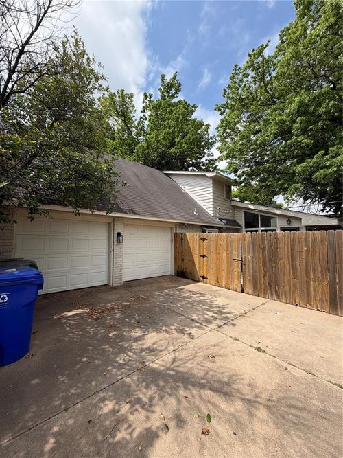 1801 Aladdin St, Norman, OK, 73072-5833 | Card Image