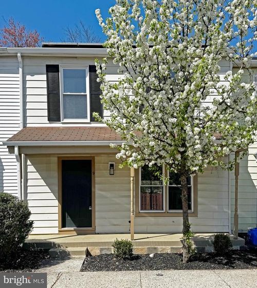 9 Seek Ct, TAKOMA PARK, MD, 20912-7233 | Card Image