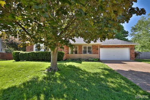 6 Dunlap Sound, Edwardsville, IL, 62025-2492 | Card Image