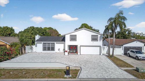 7613 Rustic Dr, Tampa, FL, 33634-2250 | Card Image