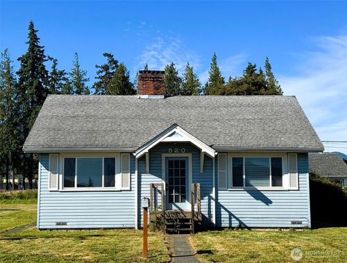 820 E 2nd St, Port Angeles, WA, 98362-3620 | Card Image
