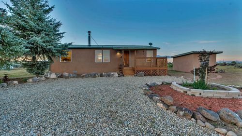 13 Colorado Rd, Tres Piedras, NM, 87577-8035 | Card Image