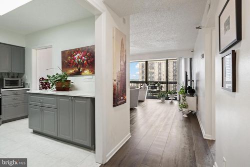 apt-1306n-5505 Seminary Rd, FALLS CHURCH, VA, 22041-2946 | Card Image