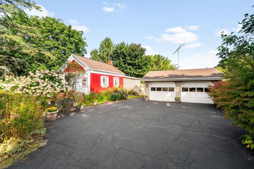 2896 E Moraine Drive, Kewaskum, WI, 53040 | Card Image