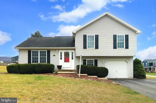 205 Steeplechase Drive, PLEASANT GAP, PA, 16823 | Card Image