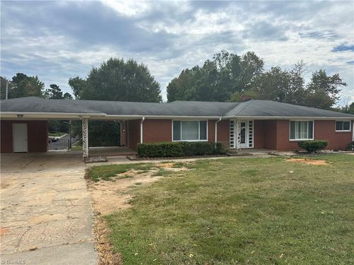 811 W Lexington Ave, High Point, NC, 27262-7479 | Card Image