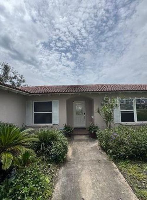 2014 Tanglewood Way Ne, St Petersburg, FL, 33702-4752 | Card Image