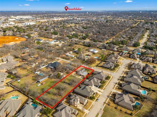 8632 Timber Dr, North Richland Hills, TX, 76182-8912 | Card Image