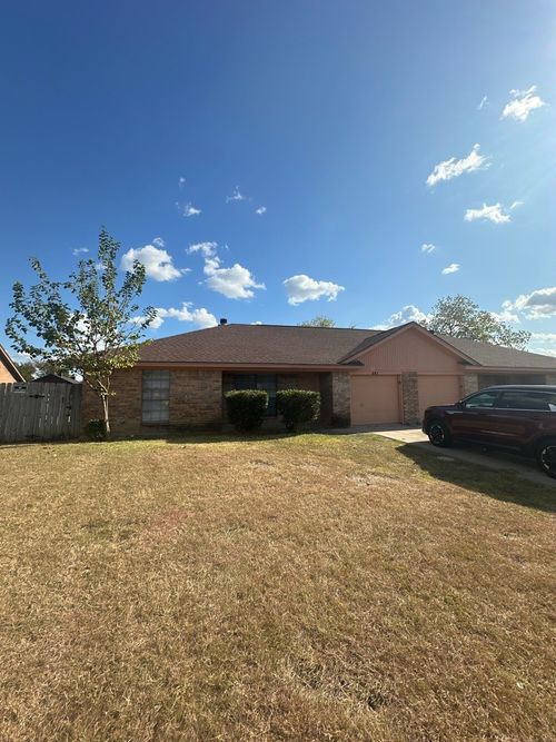 441 Signal Hill Ct N, Fort Worth, TX, 76112-8660 | Card Image
