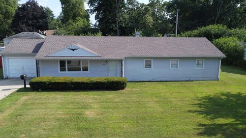 835 E Locust St, Watseka, IL, 60970-1816 | Card Image