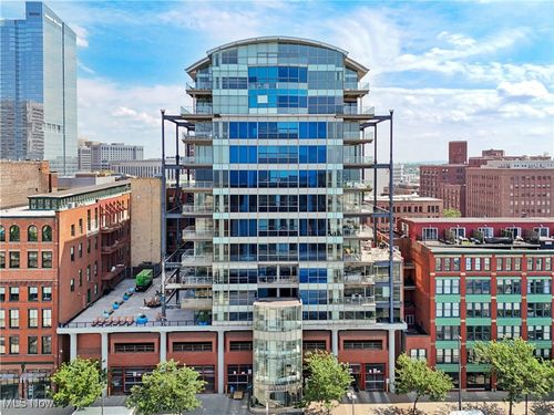 apt-705-701 Lakeside Ave, Cleveland, OH, 44113-5516 | Card Image