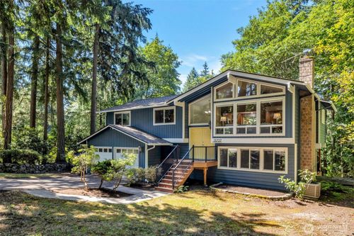 15727 154th Ave Ne, Woodinville, WA, 98072-8129 | Card Image