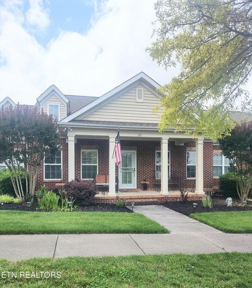 117 Hatleyberry St, Oak Ridge, TN, 37830-3026 | Card Image