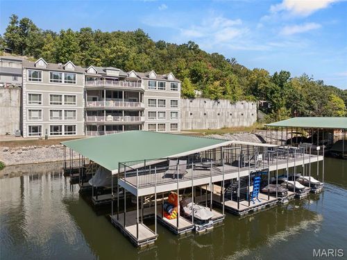 unit-1b-256 Riviera Ln, Sunrise Beach, MO, 65079-5436 | Card Image