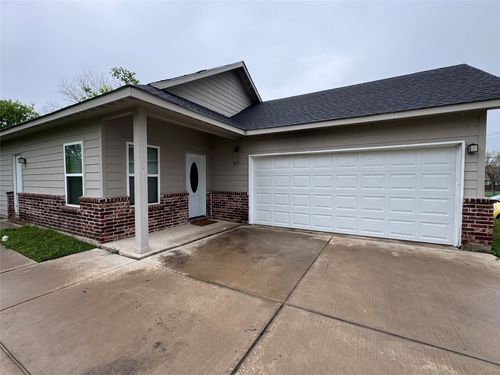 2612 Texas St, Greenville, TX, 75401-3922 | Card Image
