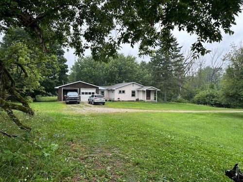 3819 Mckinney Rd, Central Lake, MI, 49622-9111 | Card Image