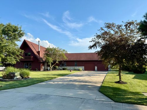 153 Waterbury Ct, Saint Marys, OH, 45885-9560 | Card Image