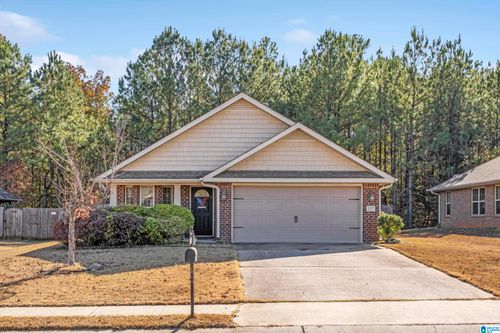 157 Hillcrest Dr, MONTEVALLO, AL, 35115-5945 | Card Image