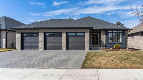 2005 Lockwood Cres, Mount Brydges, ON, N0L1W0 | Card Image