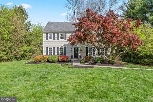 3 Pickwick Ln, MALVERN, PA, 19355-2833 | Card Image