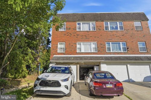 10839 Rennard St, Philadelphia, PA, 19116-3113 | Card Image