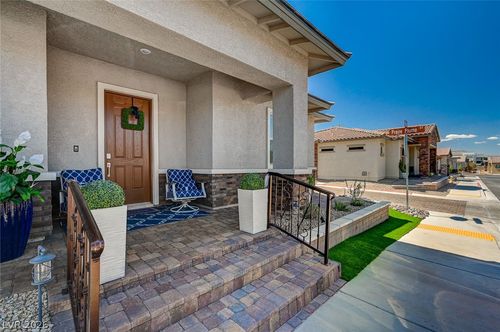762 Praire Plume St, Henderson, NV, 89011-5457 | Card Image