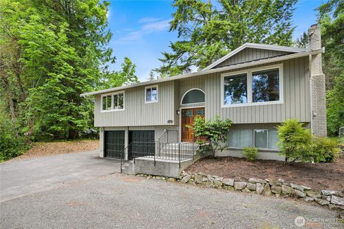 1322 Birch St, Bellingham, WA, 98229-2424 | Card Image