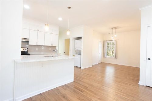 183 Burbank Dr Sw, Atlanta, GA, 30314-2520 | Card Image