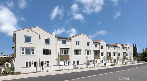 7344 Foster Bridge Blvd, Downey, CA, 90240-2016 | Card Image