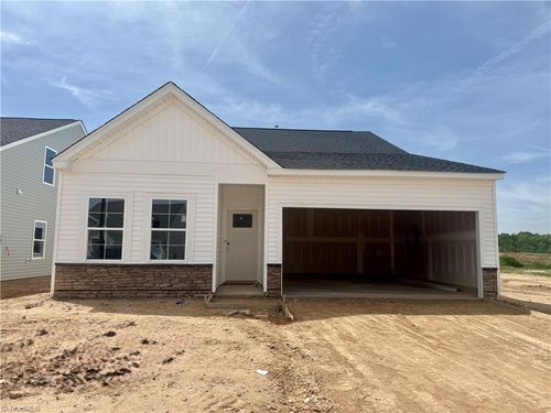 205 Candytuft Ct, Lexington, NC, 27295-7750 | Card Image
