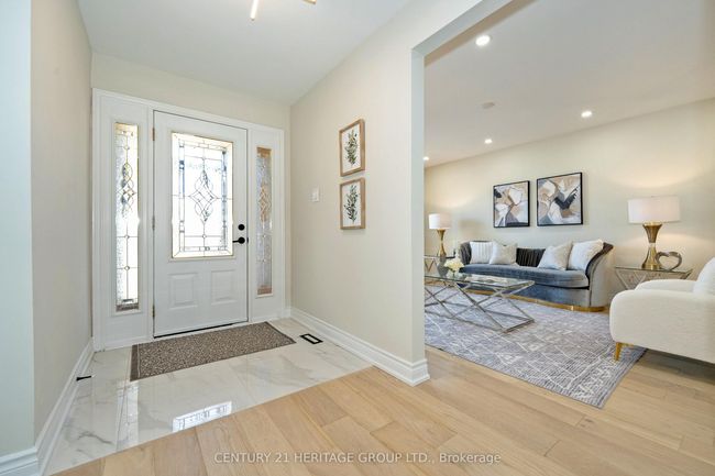 92 East Ave, House other with 4 bedrooms, 3 bathrooms and 2 parking in Scarborough ON | Image 4