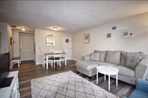 213-325 Plantation St, Worcester, MA, 01604-1769 | Card Image