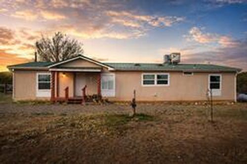 51 Peaceful Dr, Edgewood, NM, 87015-8705 | Card Image