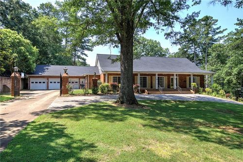 20 Woodland Dr, Cartersville, GA, 30120-3715 | Card Image
