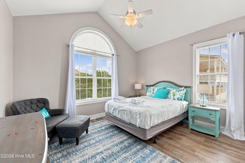 east-9936 Louise Howard Court, Emerald Isle, NC, 28594 | Card Image